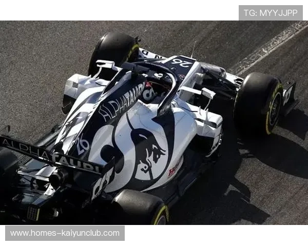 梅奔两车互撞，全网骂翻