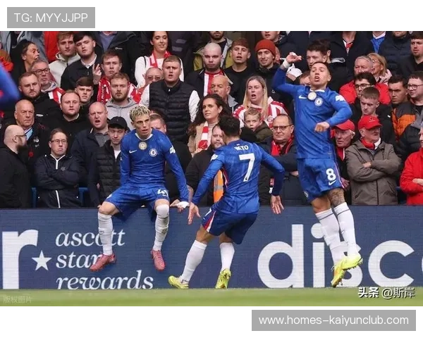 切尔西锋线在比赛中展现多样进攻手段 切尔西锋线在比赛中展现多样进攻手段