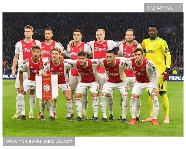 阿贾克斯深度渗透让防守疲于奔命